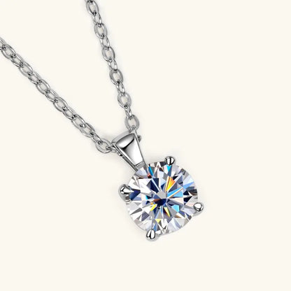 Classic 1ct Moissanite Necklace with 18k Gold Plating - Luxury and Elegance in 925 Silver