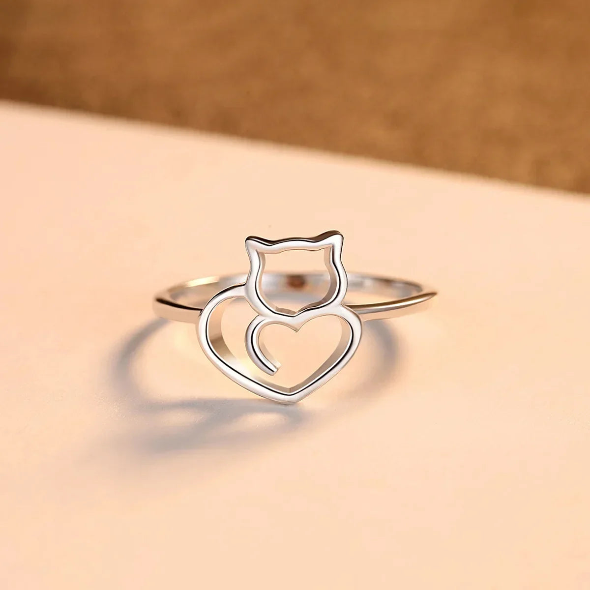 925 Silver Cat and Heart Ring – A Minimalist and Delicate Touch