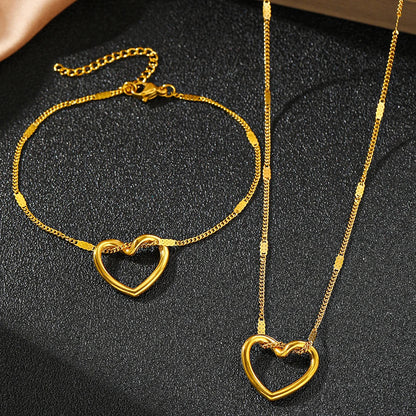 Jewelry Set (Necklace + Bracelet) Twisted Heart in Stainless Steel - Luxury and Sophistication for Special Moments